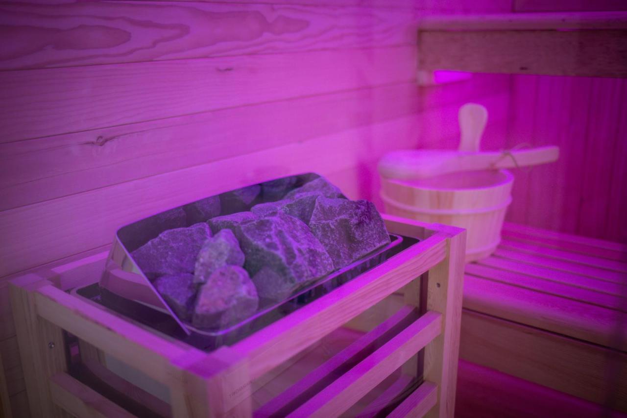 Villa Spa Heaven Novska エクステリア 写真