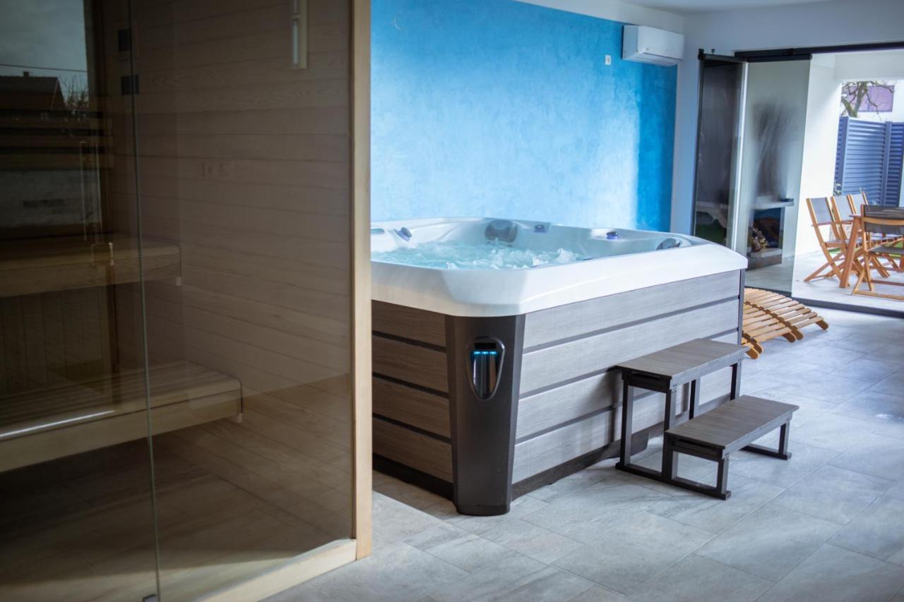 Villa Spa Heaven Novska エクステリア 写真